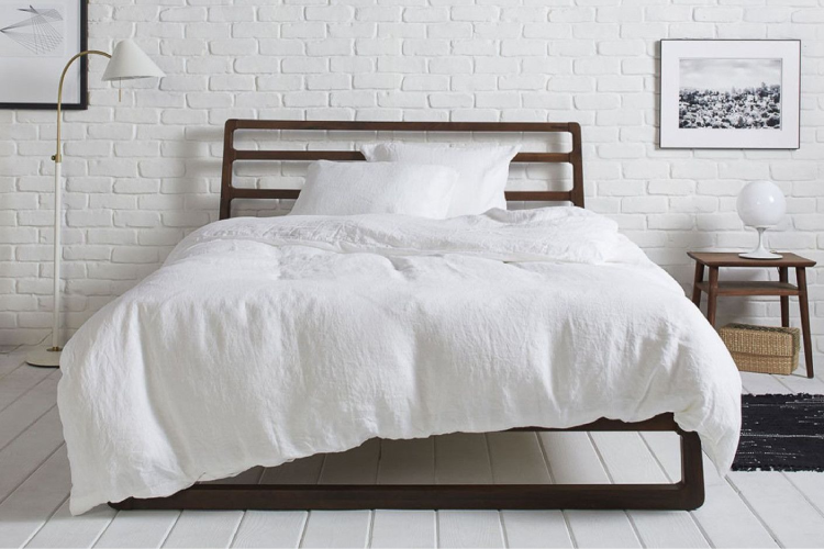 Parachute vs Brooklinen — Months of Sleeping on Both. Here's What I Know.