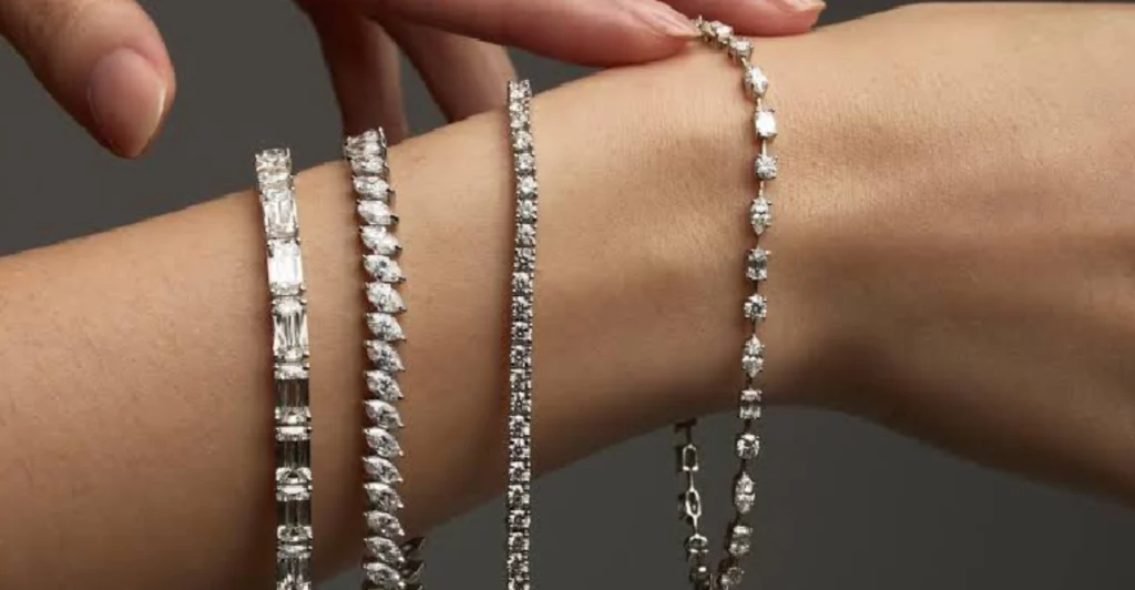 Bracelets Worth Stacking — Picks That Hold Up Over Time