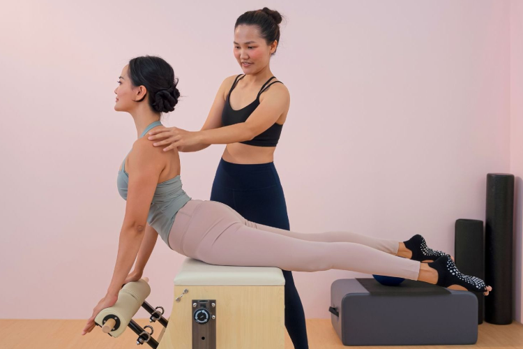Lululemon vs Alo Yoga — I've Spent Real Money on Both. Here's the Honest Truth.