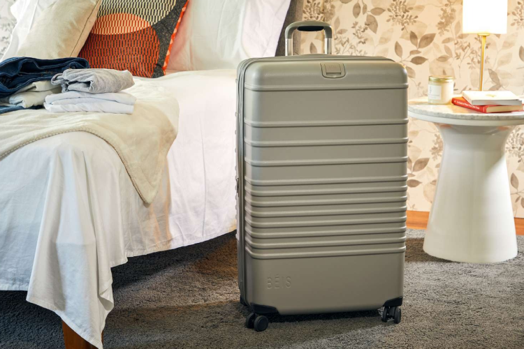 Nobl Travel Checked Bag — Is Ballistic Nylon Actually Worth It for Checked Luggage?