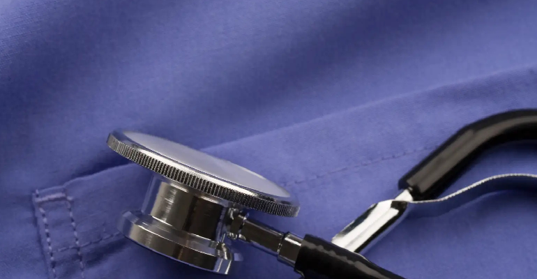 Uniform Advantage Scrubs Review &mdash; FIGS Quality at Half the Price, for Healthcare Professionals Who Know Value