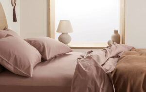 Parachute Linen Sheets Review &mdash; Are They Actually Worth the Hype?