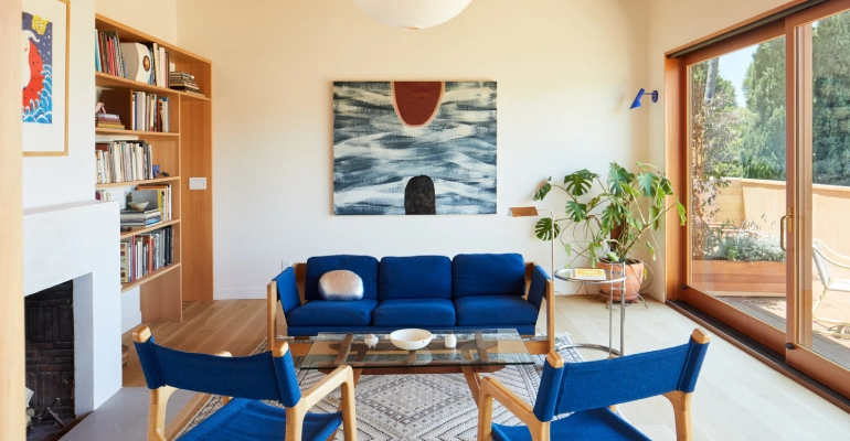 Mid In Mod Sells Mid-Century Style for Less. Is the Quality There?